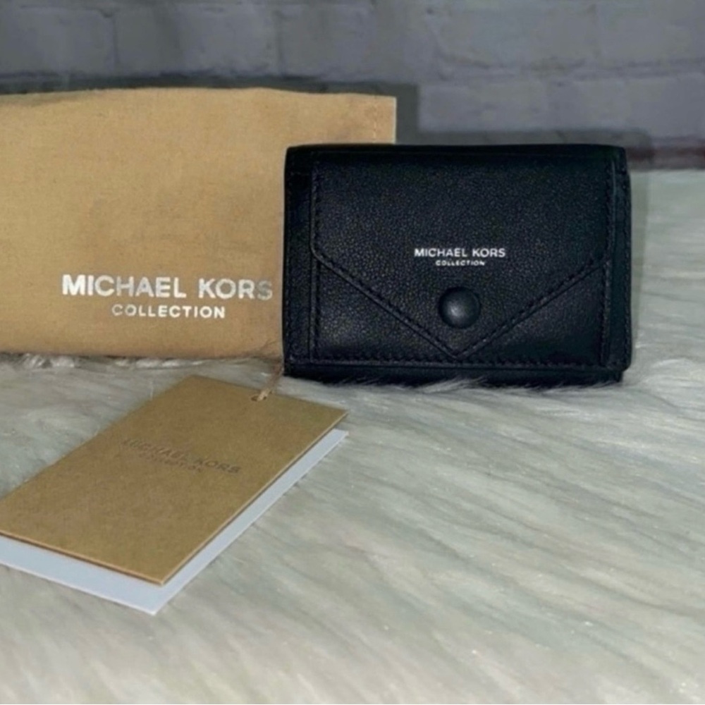 Michael Kors Collection WALLET w/Pocket